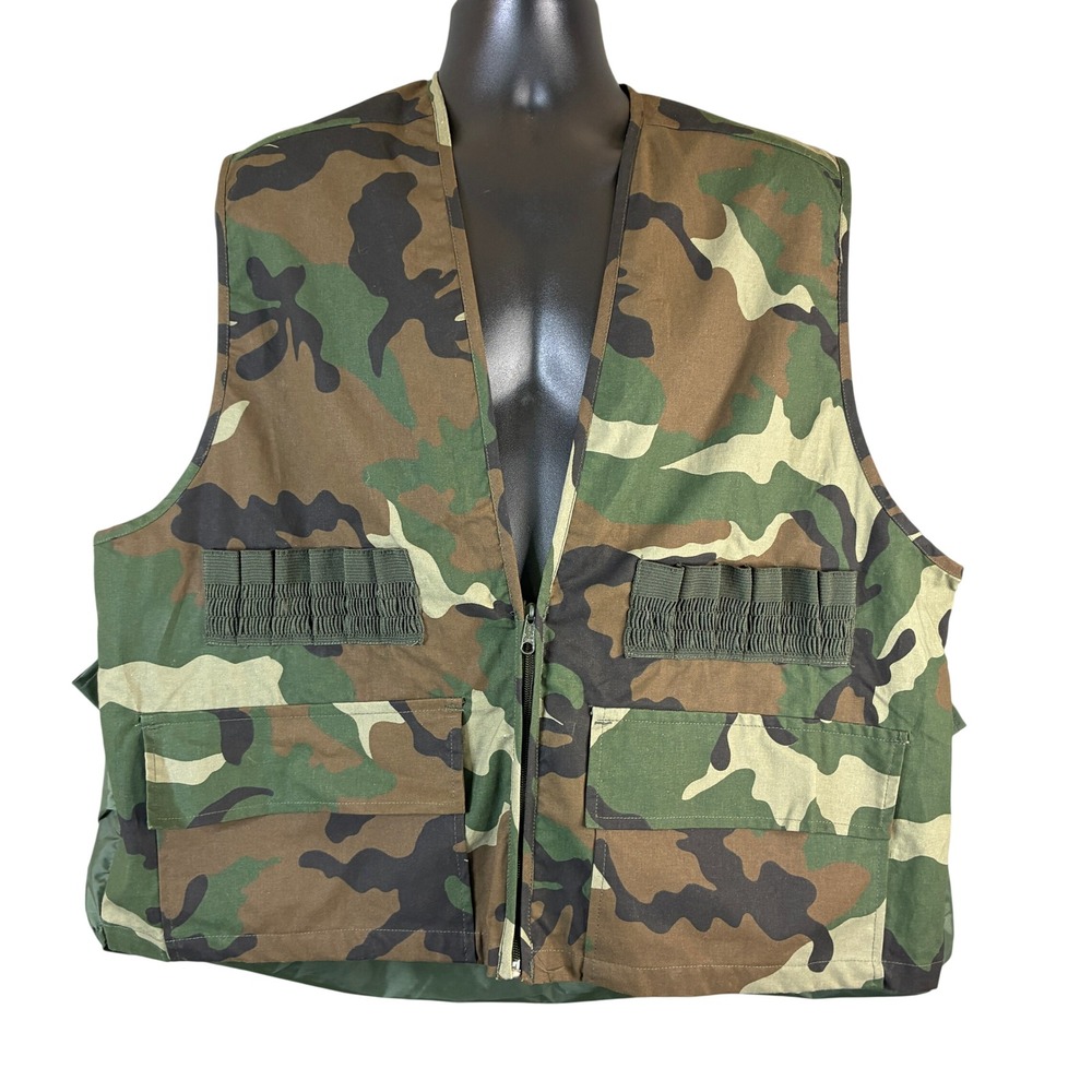 Duck Bay Men's XL Woodland Camo Hunting Vest Zip Front Shell Loops Game Bag